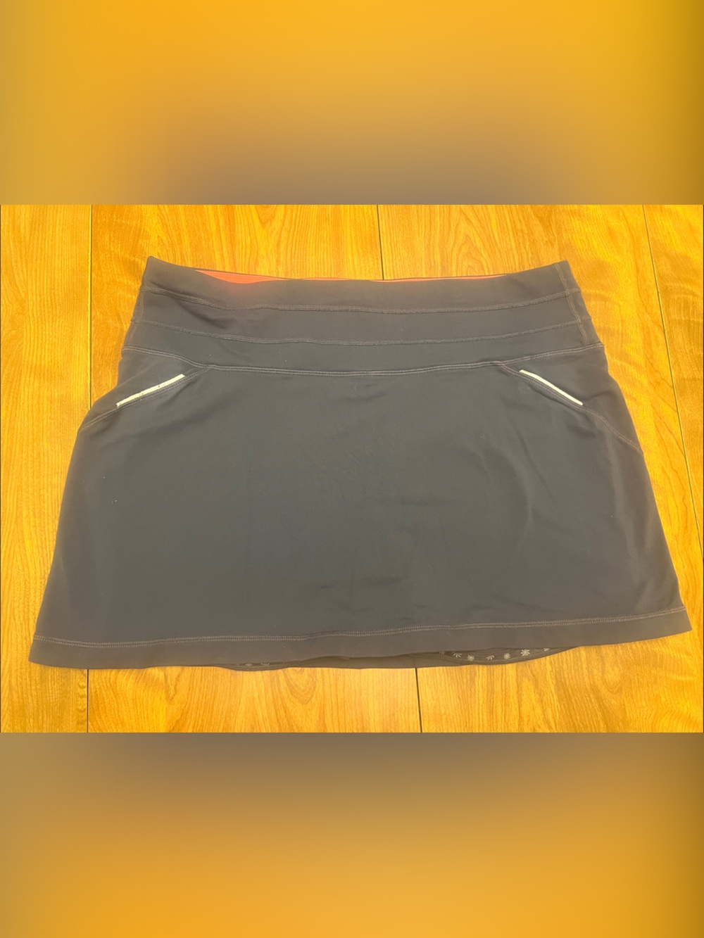 Women’s size xl Athleta gray Active skirt Skort with Coral Waistband